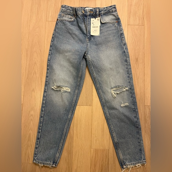 Brand New Zara High Waisted Jeans - Picture 1 of 2